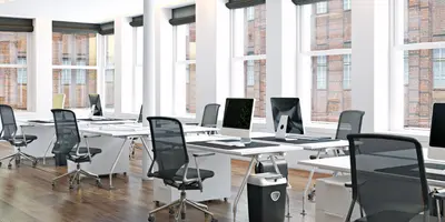 Aus dem Bild sieht man Büroräume